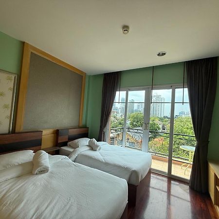 Greenview Ekkamai10 Suite Bangkok Dış mekan fotoğraf