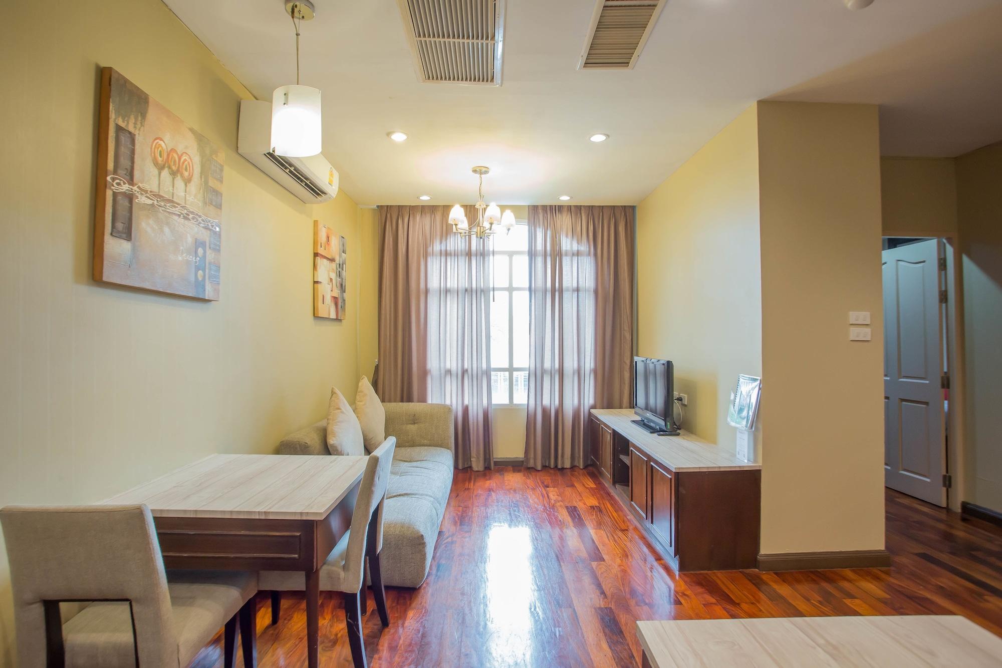 Greenview Ekkamai10 Suite Bangkok Dış mekan fotoğraf