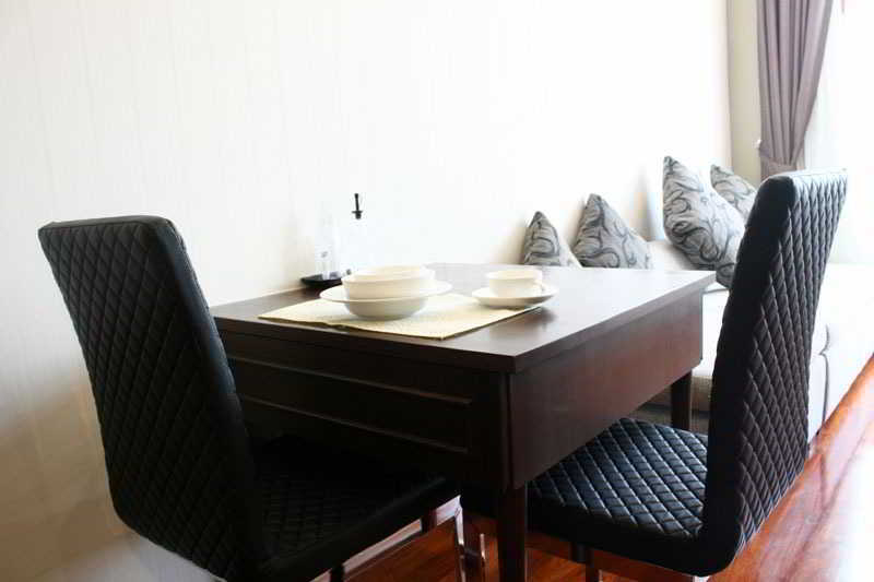 Greenview Ekkamai10 Suite Bangkok Dış mekan fotoğraf