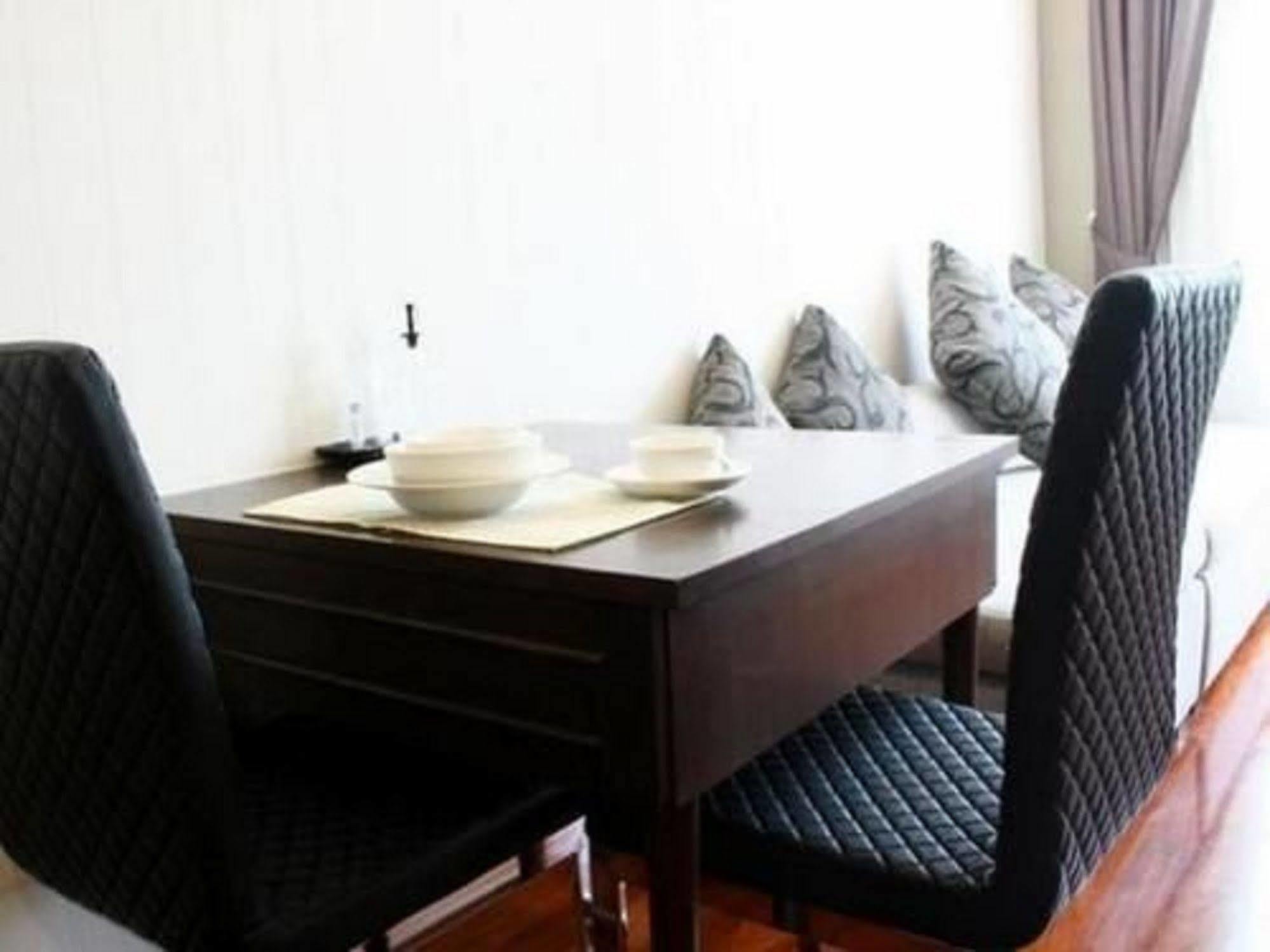 Greenview Ekkamai10 Suite Bangkok Dış mekan fotoğraf